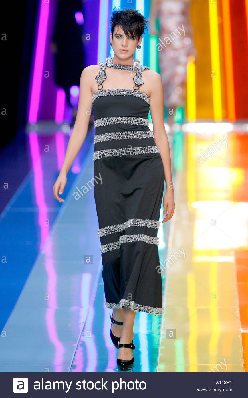 Karl Lagerfeld Ready To Wear Spring Summer British Model Agyness