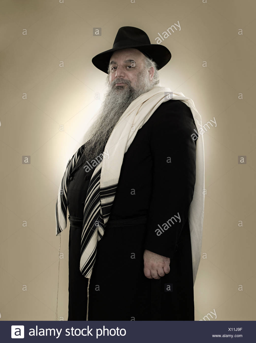 Jewish Rabbi Stock Photos & Jewish Rabbi Stock Images Alamy