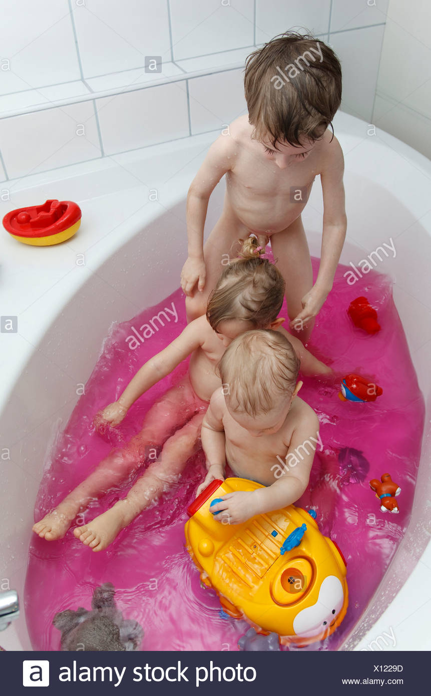 toddlers in bath