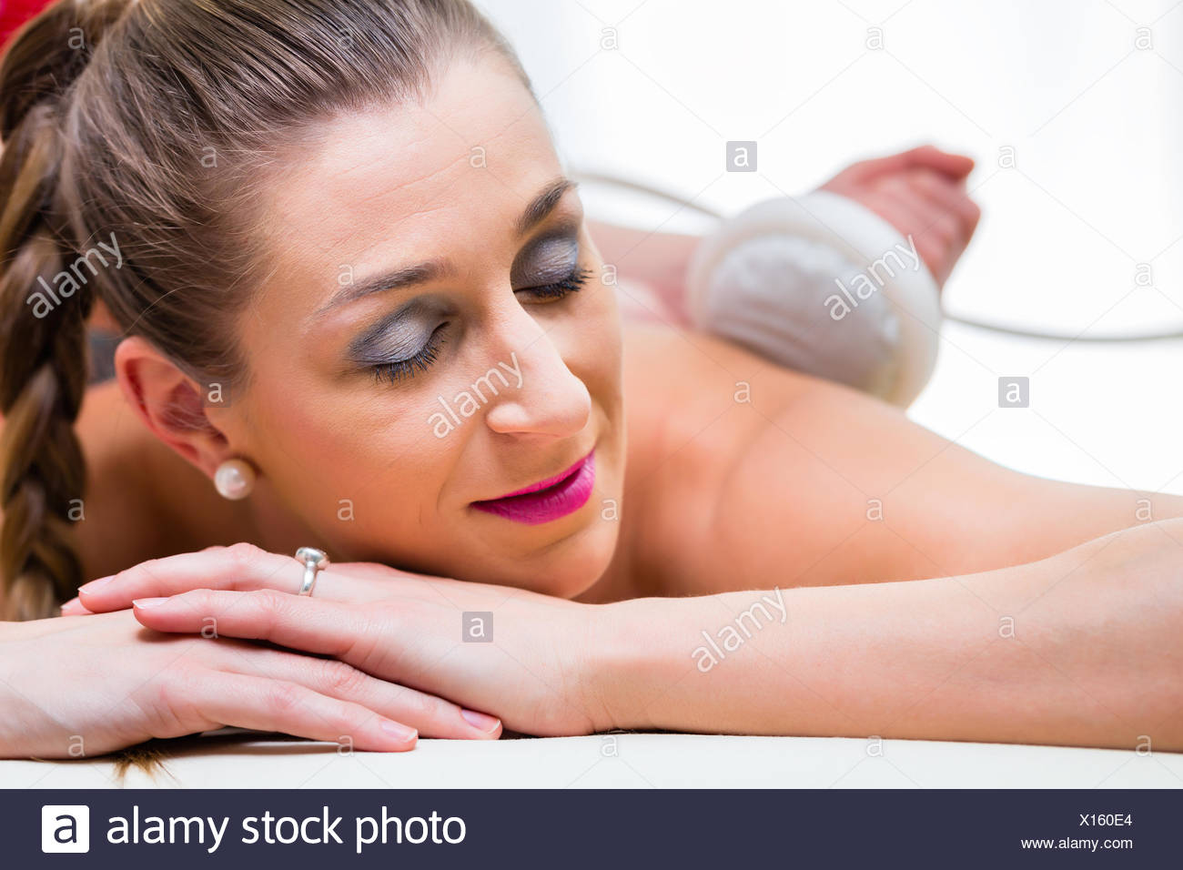 herbal bag massage