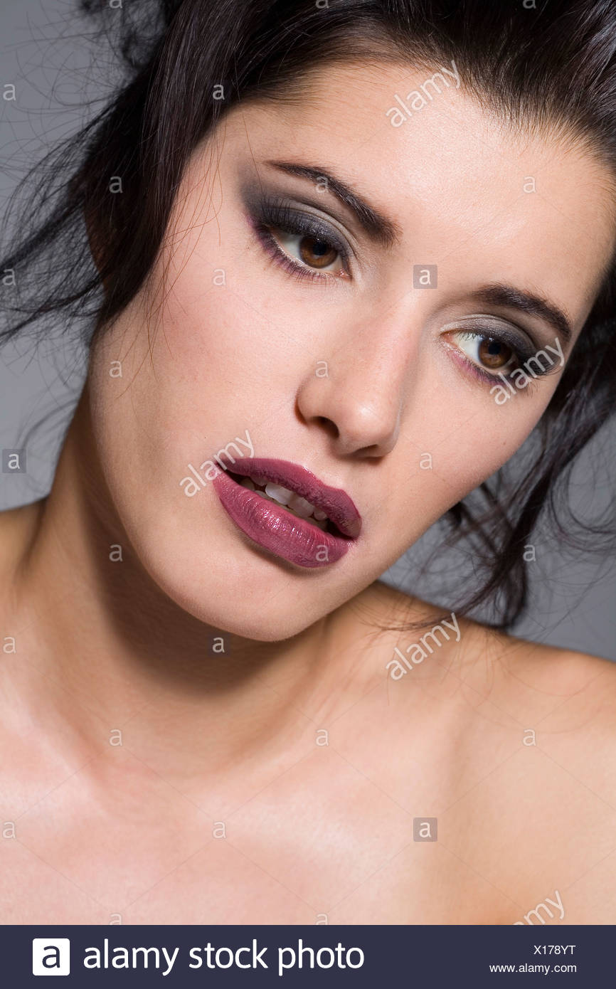 grey pink lipstick