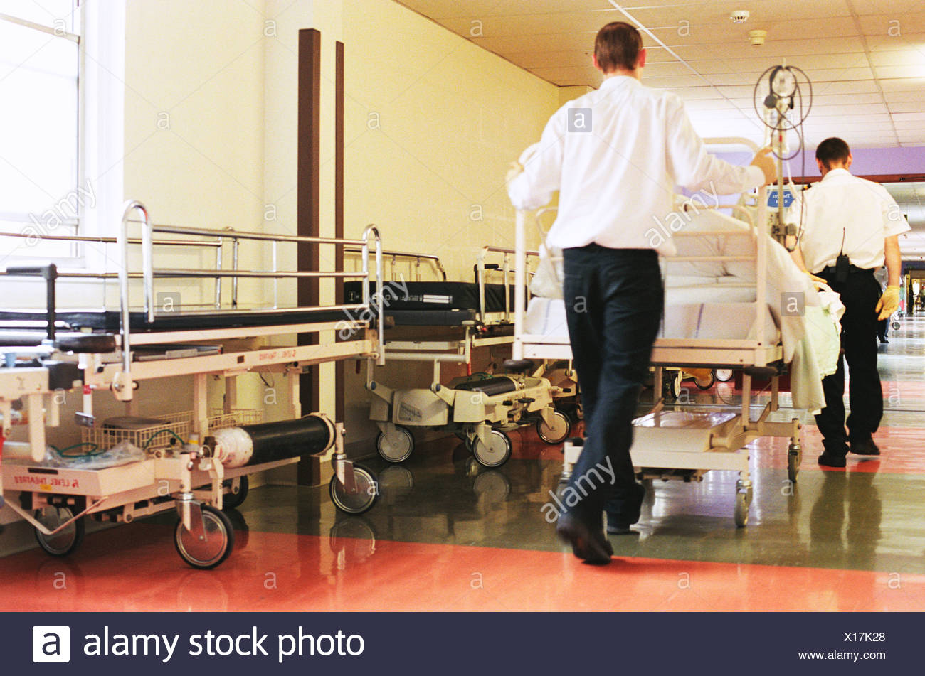 Hospital Porter Stock Photos & Hospital Porter Stock Images Alamy