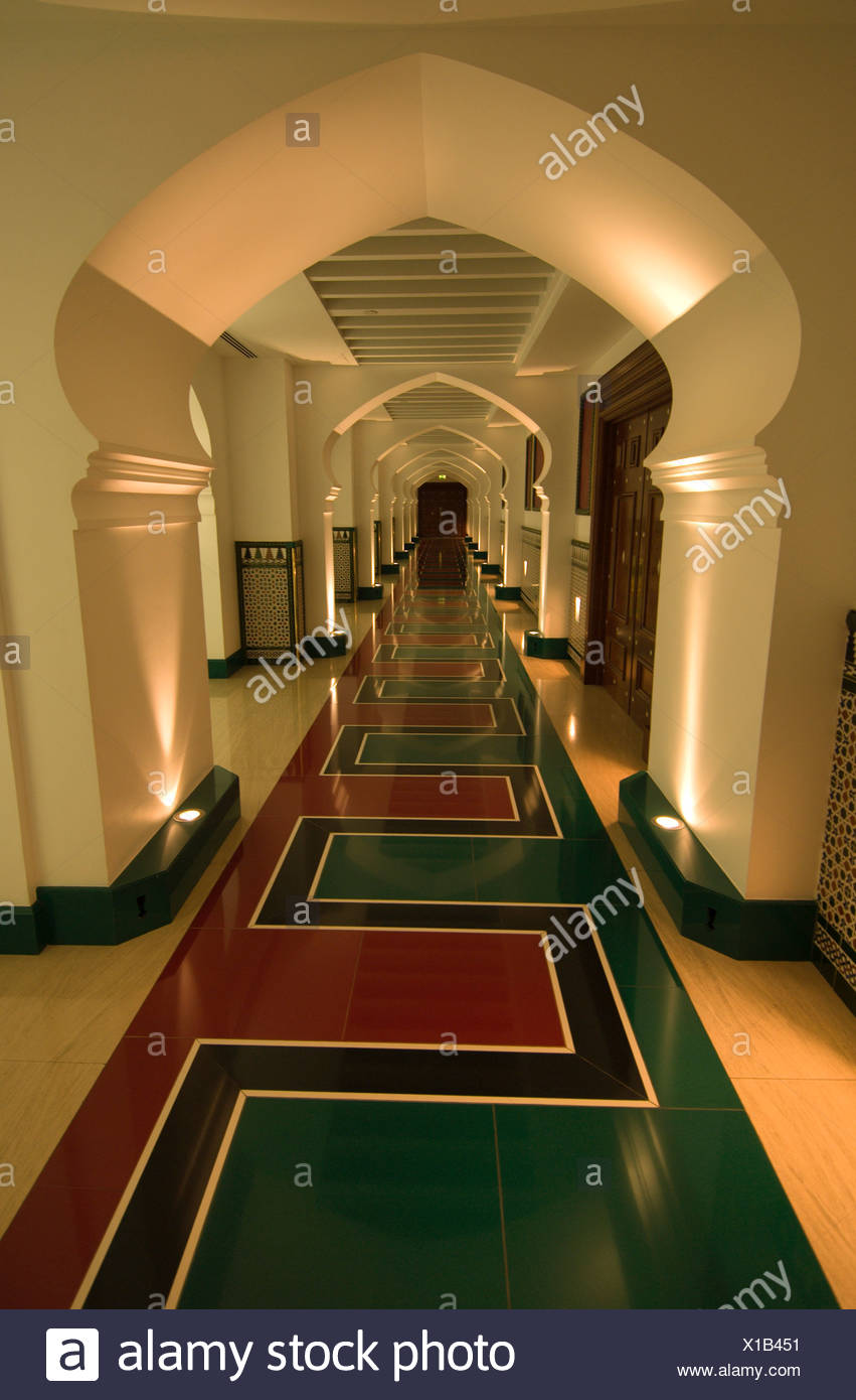 A Classic Arch Frames A Hallway In The Luxurious Interior Of The Burj Al Arab Hotel Dubai Stock Photo Alamy A Classic Arch Frames A Hallway In The Luxurious Interior Of The Burj Al Arab Hotel Dubai Stock Photo Alamy