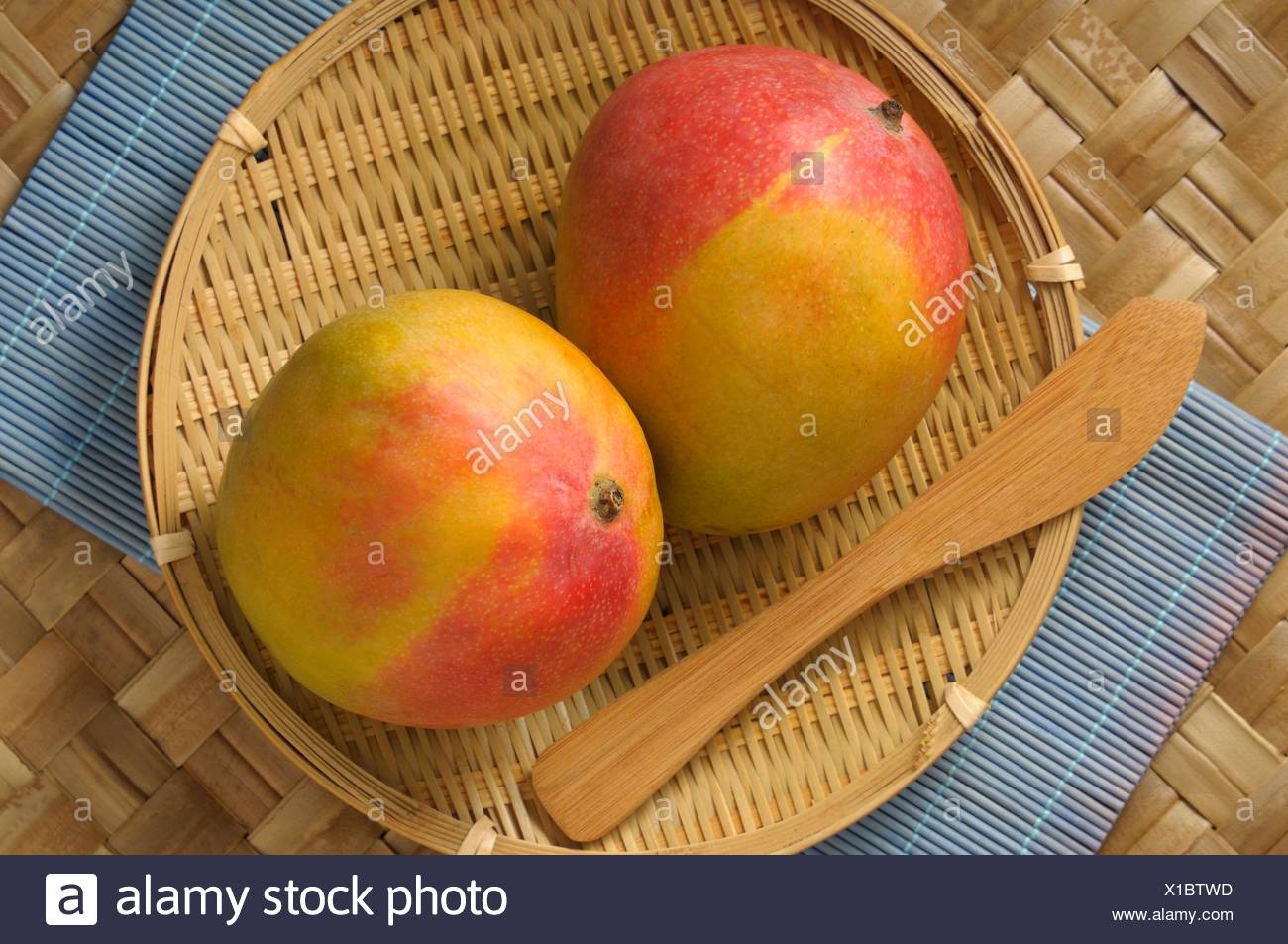 two-mangoes-dating-site-filthy-grannies-fucking