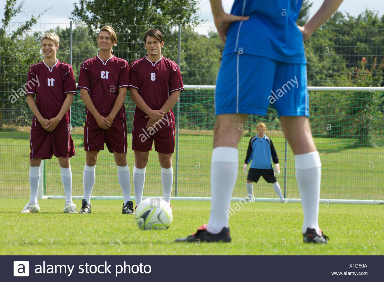 Free Kick Wall High Resolution Stock Photography And Images Alamy