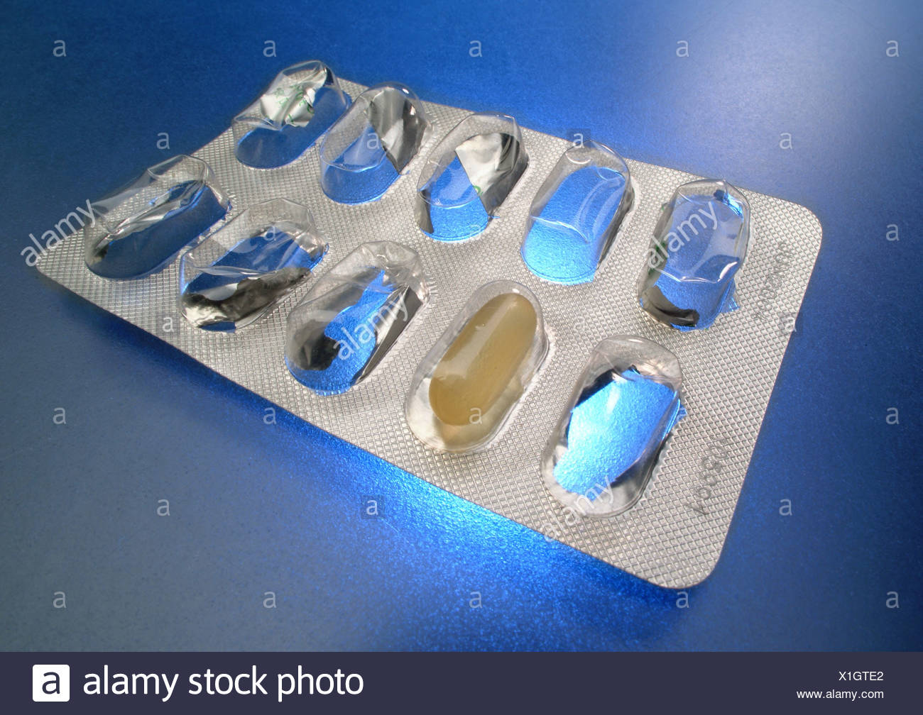 Opened Pack Of Tablets With Just One Tablet Stock Photo Alamy