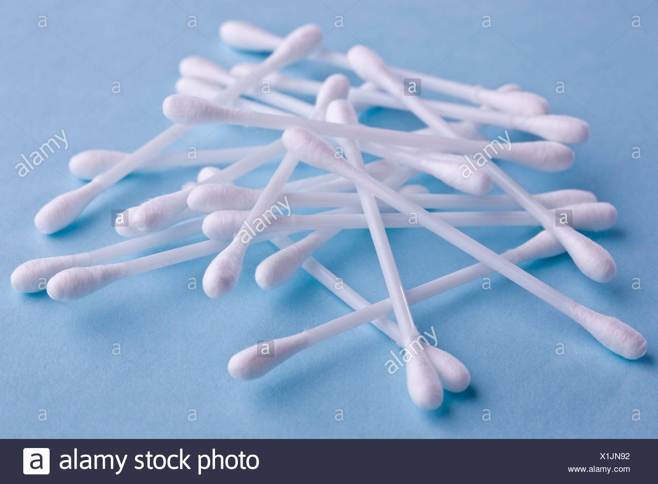 Download Cotton Buds High Resolution Stock Photography And Images Alamy Yellowimages Mockups