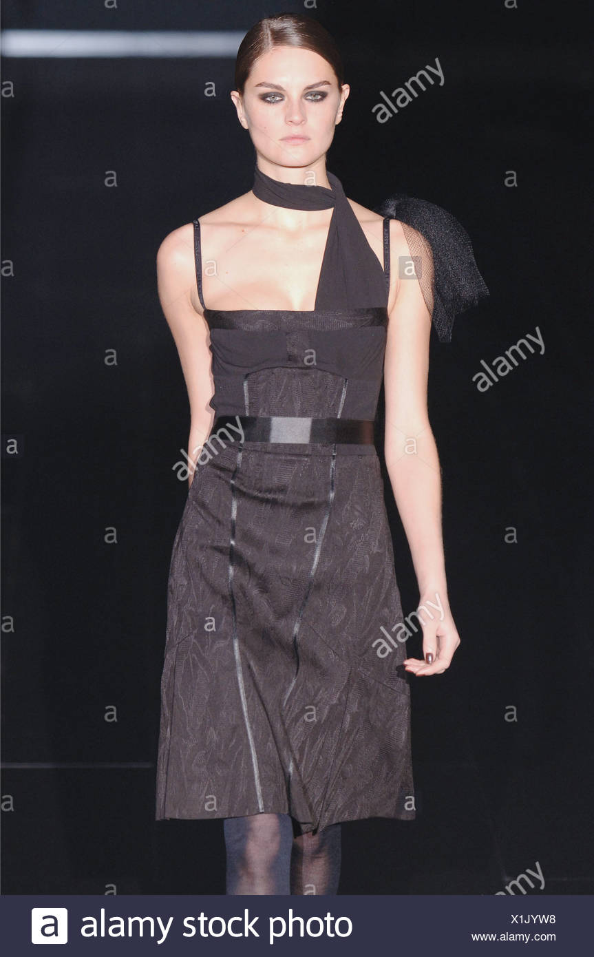 Discussion on this topic: Katerina Mikailenko, katerina-mikailenko/ Communication on this topic: Sydney Lucas, katerina-mikailenko/