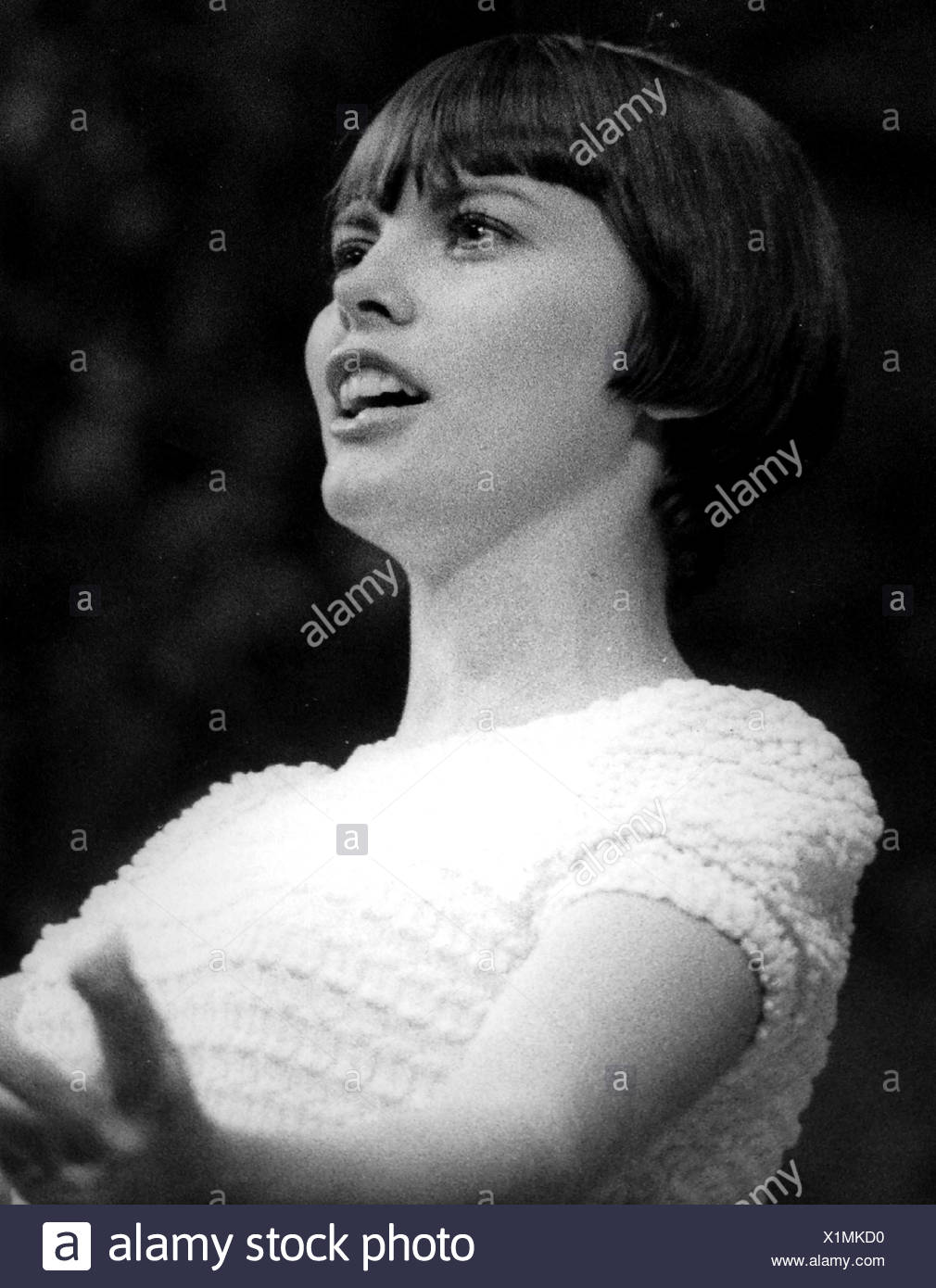 Mireille Mathieu French Singer High Resolution Stock Photography and ...