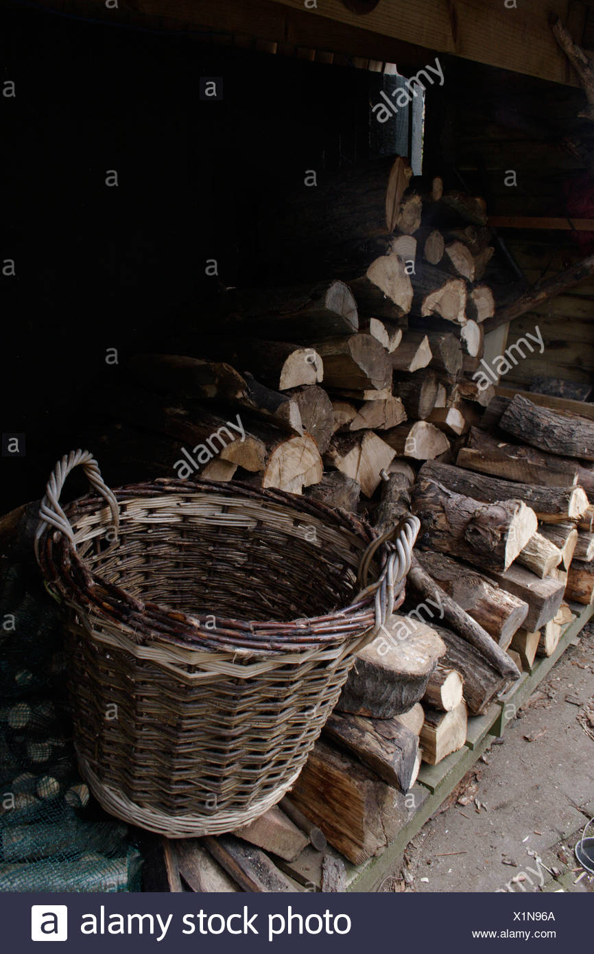 Firewood Basket High Resolution Stock Photography and Images Alamy
