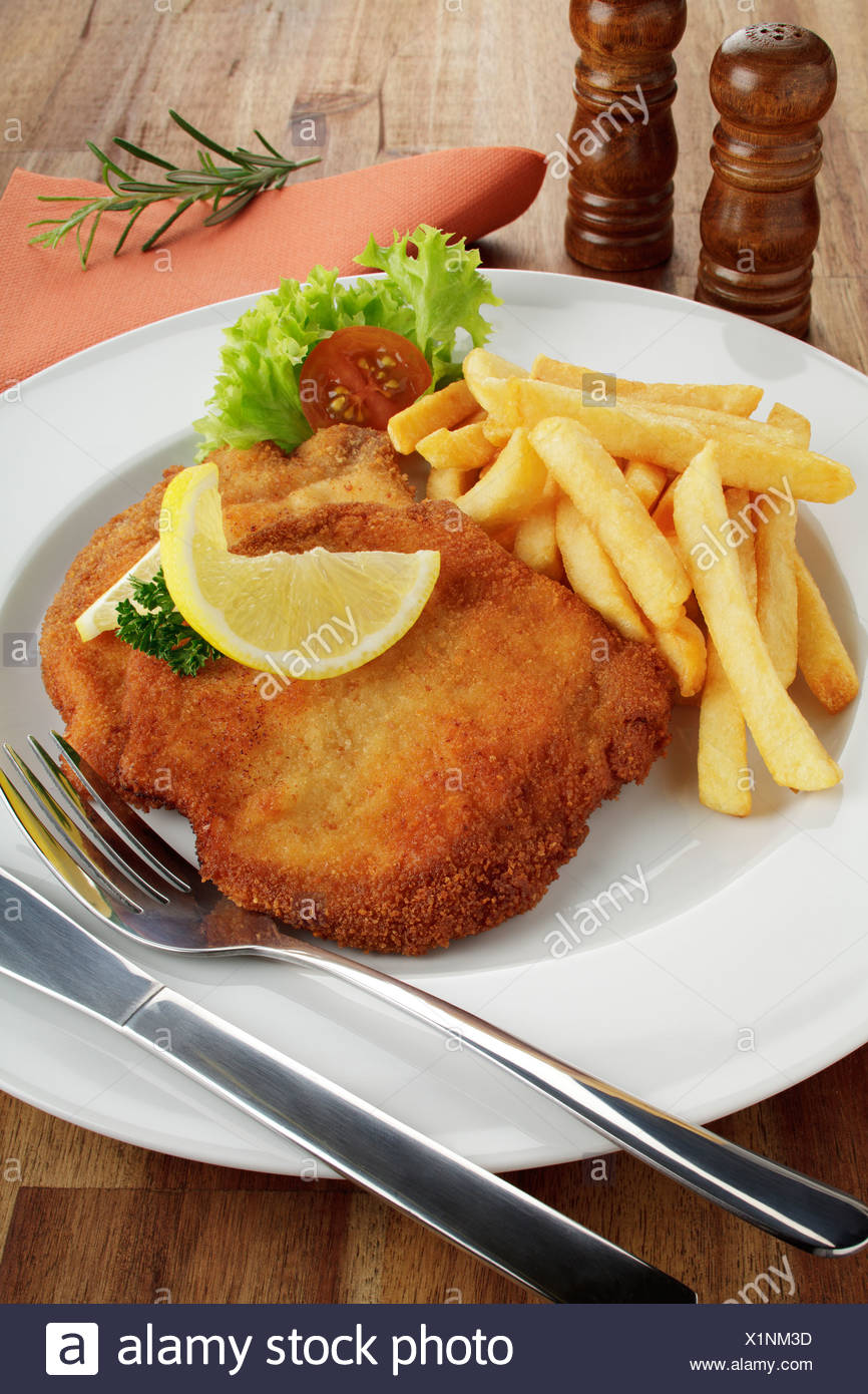 Pork Escalopes Stock Photos & Pork Escalopes Stock Images - Alamy