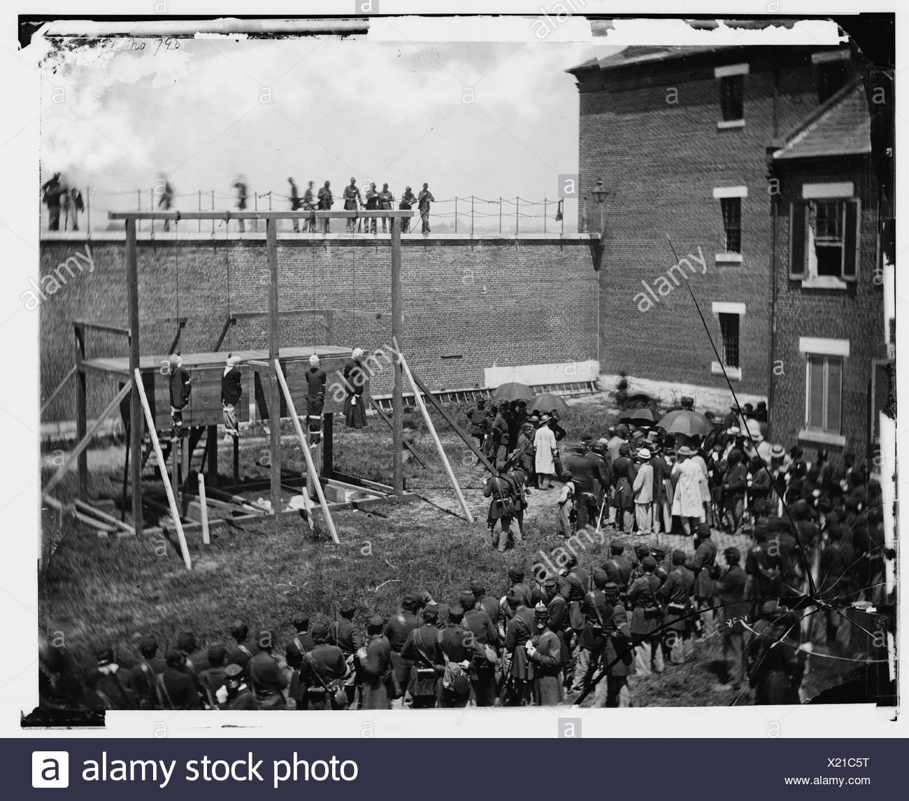 Civil War Era Cooking Death By Hanging Black and White Stock Photos Images Alamy Civil War Era Cooking Death By Hanging Black and White Stock Photos Images Alamy