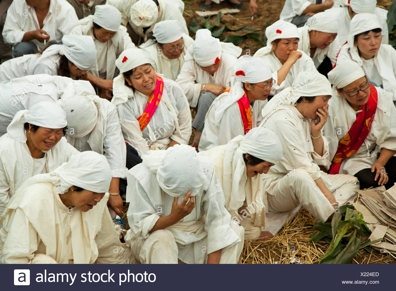 Chinese Funeral Mourners High Resolution Stock Photography and Images
