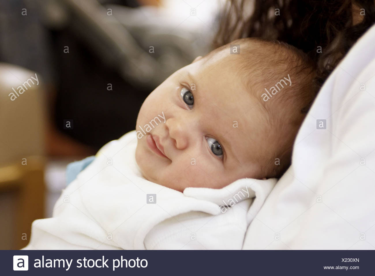 4 week old baby smiling