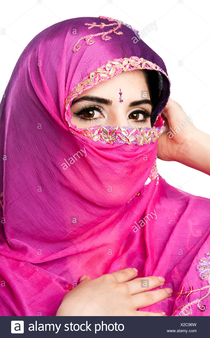 Indian Woman In Traditional Dress High Resolution Stock Photography and ...