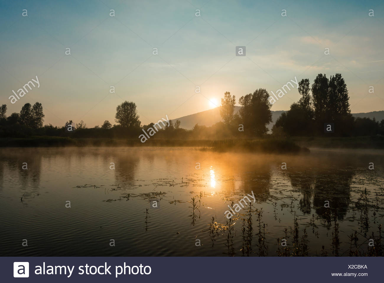 Sunrise at the Zirknitz Lake, Cerknisko jezero, Sicker Lake, Zirknitz Basin,  Rakov Škocjan Nature Reserve, Slovenia Stock Photo - Alamy