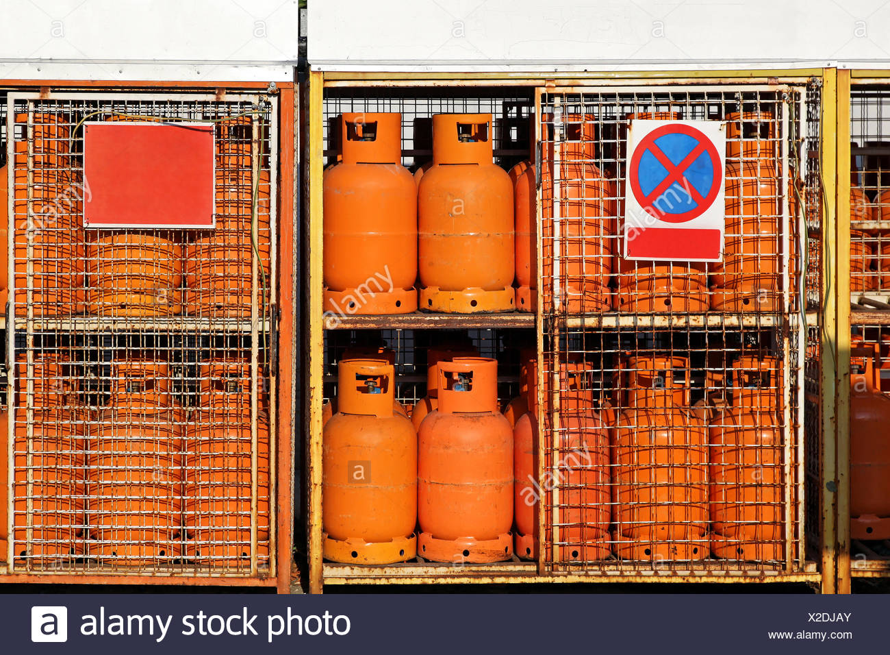 Download Lpg Gas Cylinder High Resolution Stock Photography And Images Alamy PSD Mockup Templates