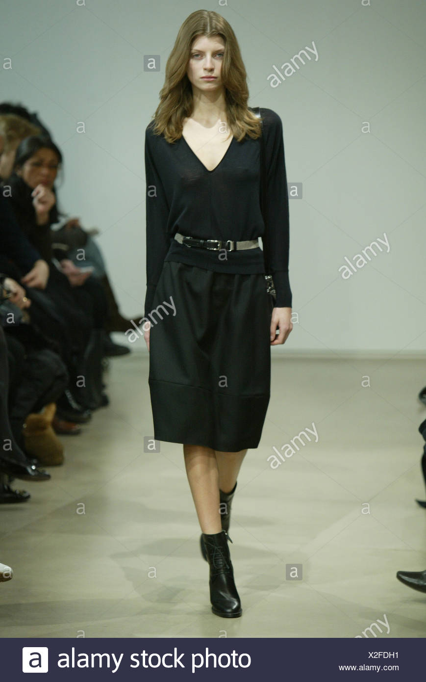 knee length skirts with boots