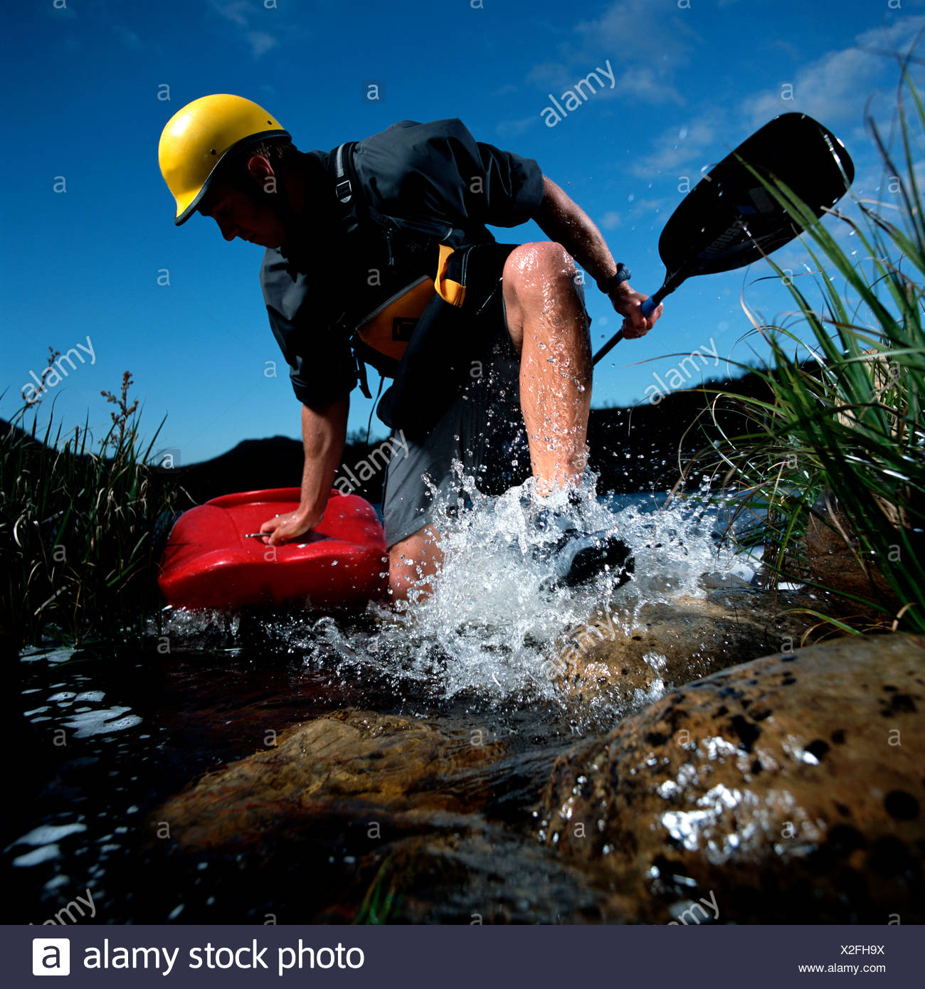 Dragging Canoe Stock Photos & Dragging Canoe Stock Images Alamy