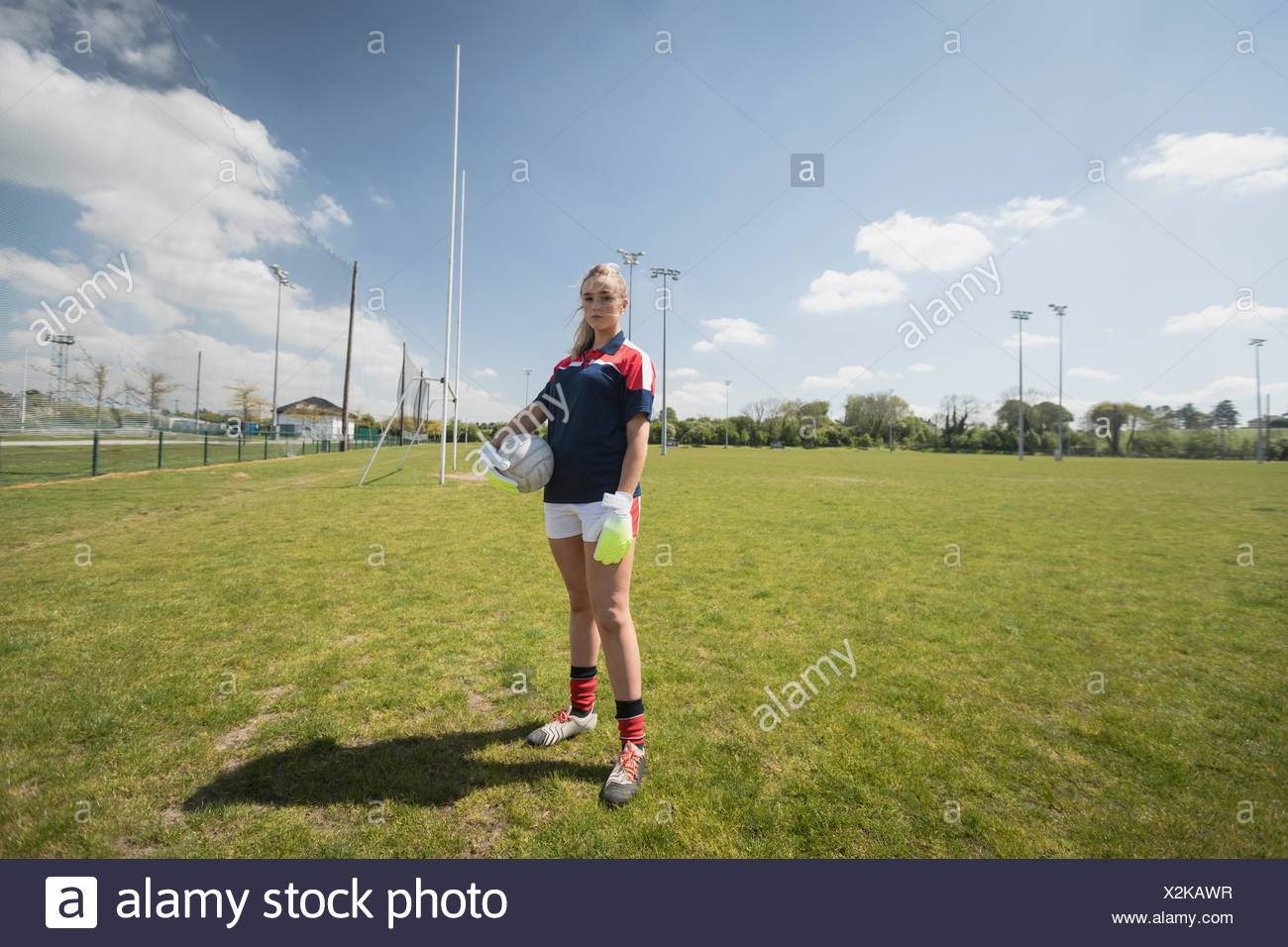 Female Soccer Goalie High Resolution Stock Photography and Images Alamy