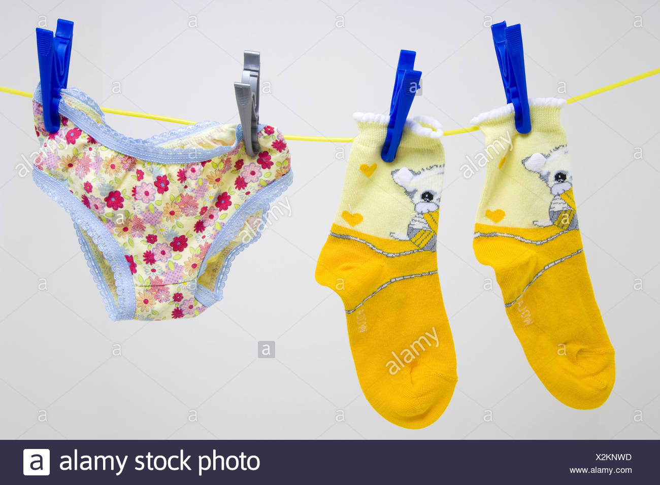 Photo Little Girl Without Panties