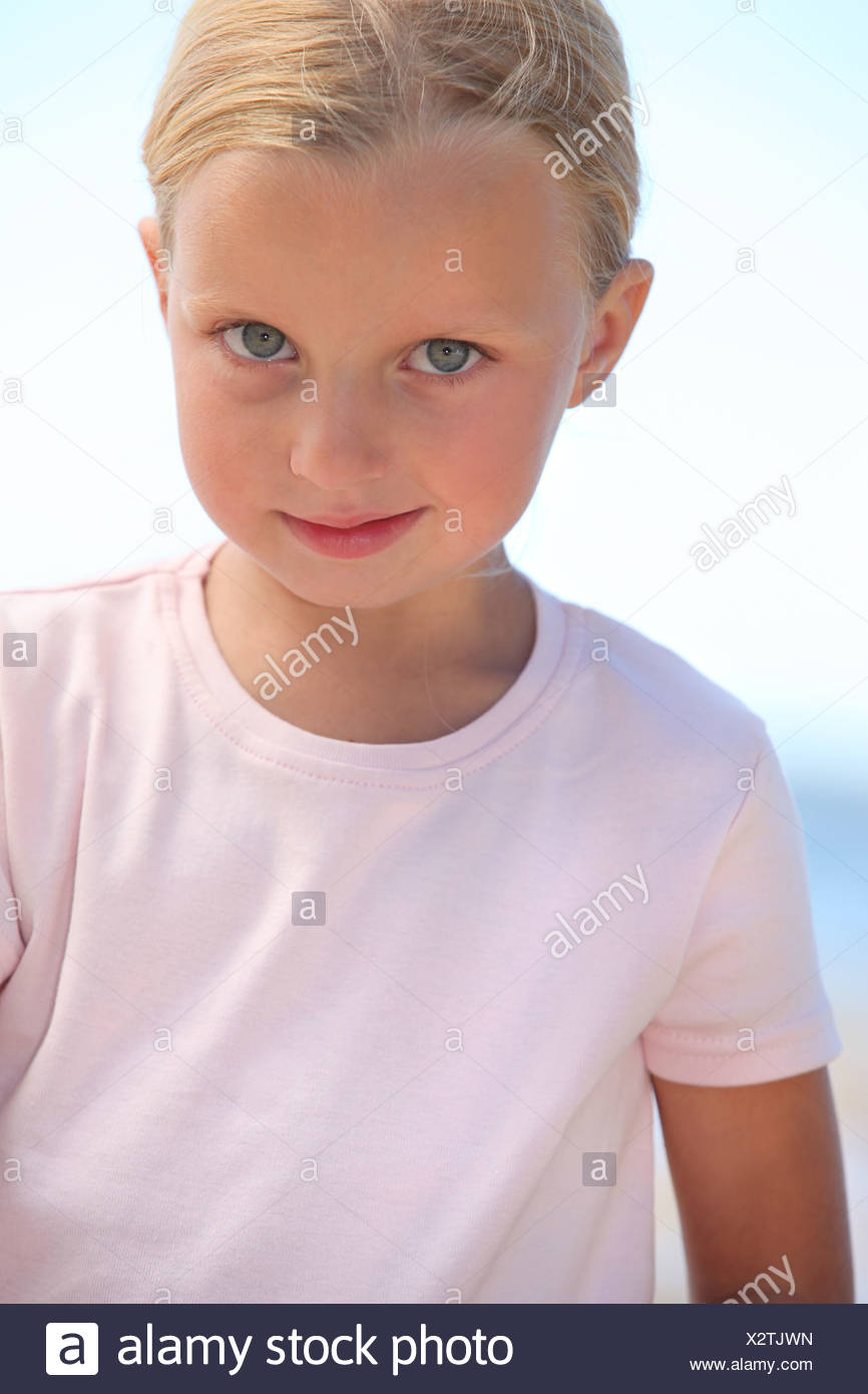 Little Girl With Deep Blue Eyes Stock Photo 277136881 Alamy