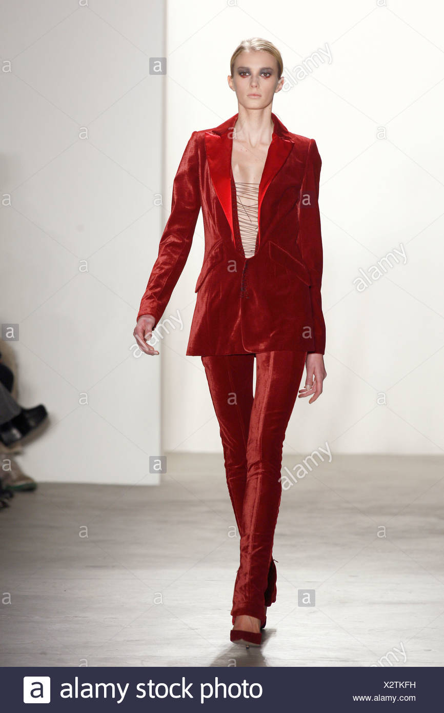 Altuzarra New York Ready to Wear Autumn Winter Red tuxedo