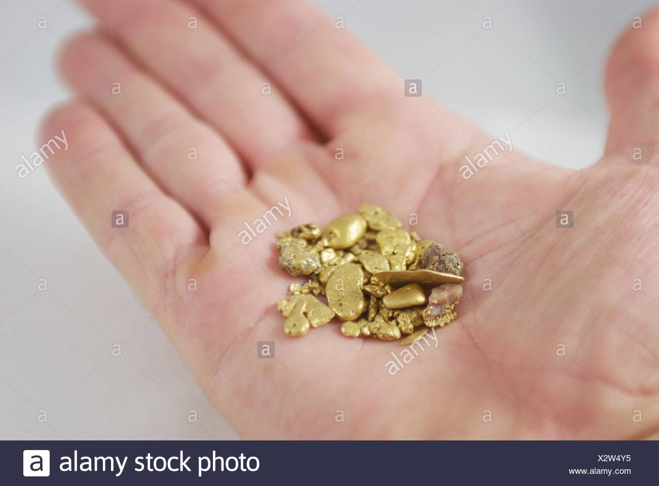 Gold Flakes Stock Photos & Gold Flakes Stock Images Alamy