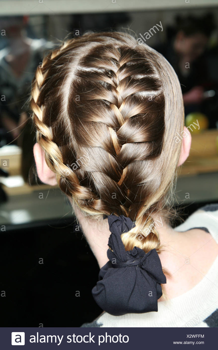 Sportmax Backstage Milan Ready To Wear Autumn Winter Back View Of