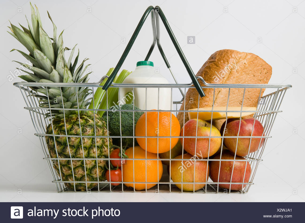 Groceries Basket High Resolution Stock Photography and Images Alamy