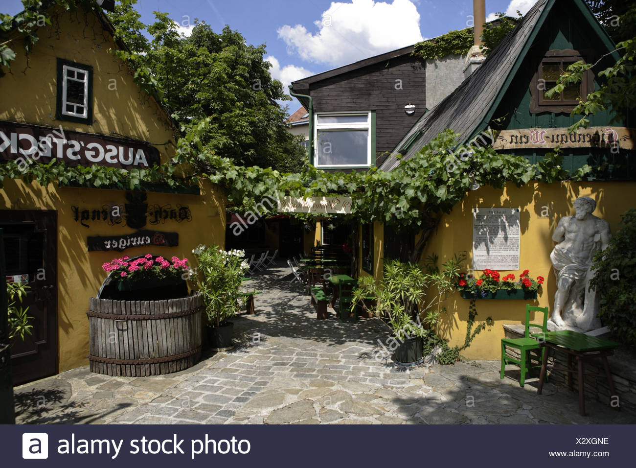 Beer Garden Vienna High Resolution Stock Photography and Images Alamy