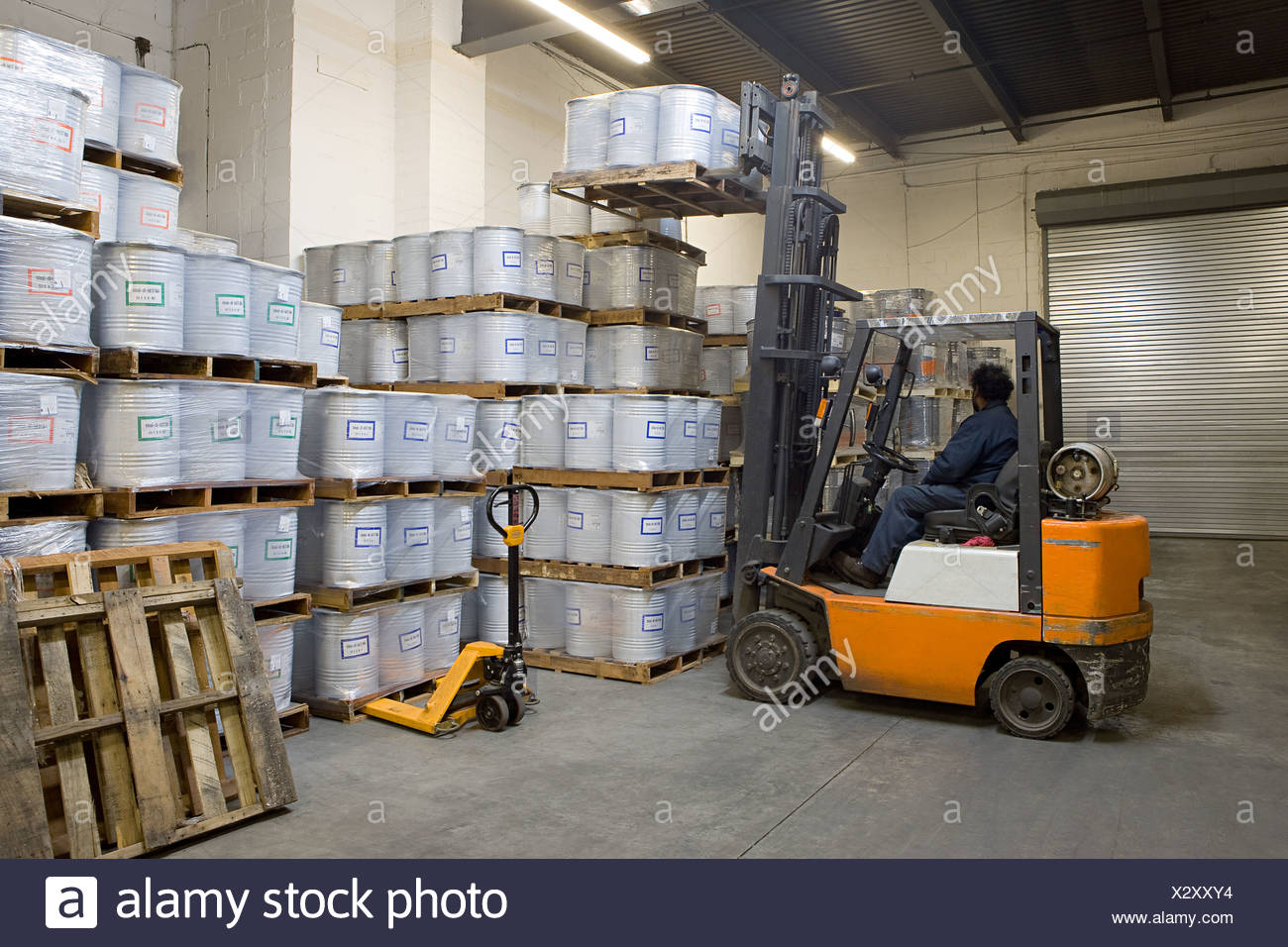 Fork Lift Pallets High Resolution Stock Photography and Images - Alamy