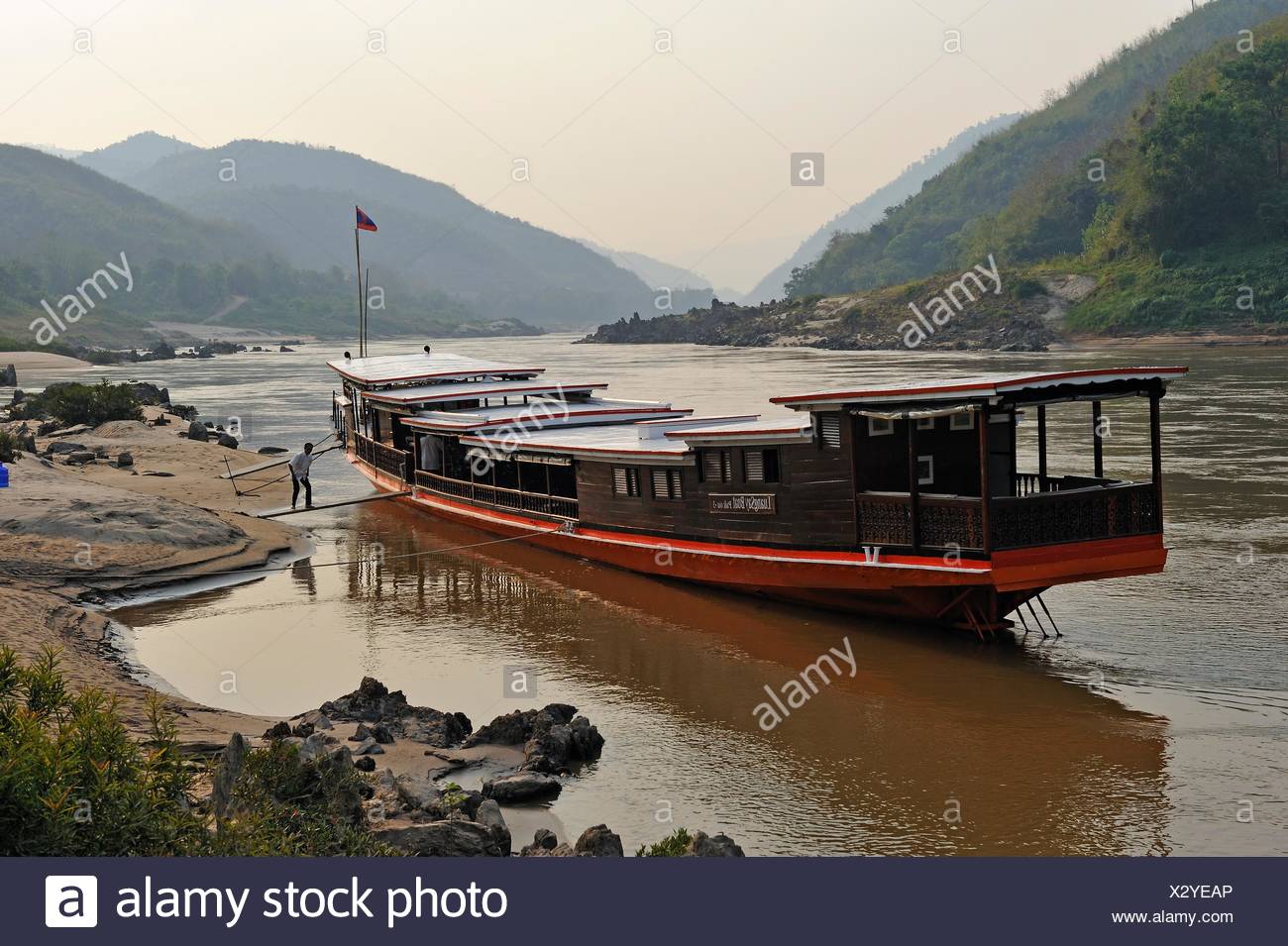 Cruise Boat Owned By The Luang Say Lodge Cruises - 