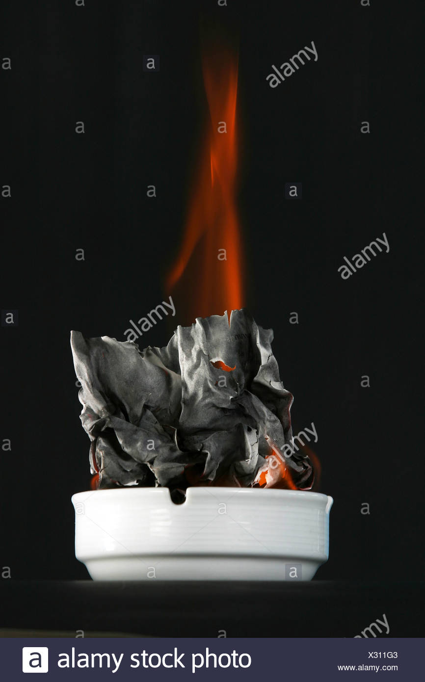 Burning Papers High Resolution Stock Photography and Images Alamy