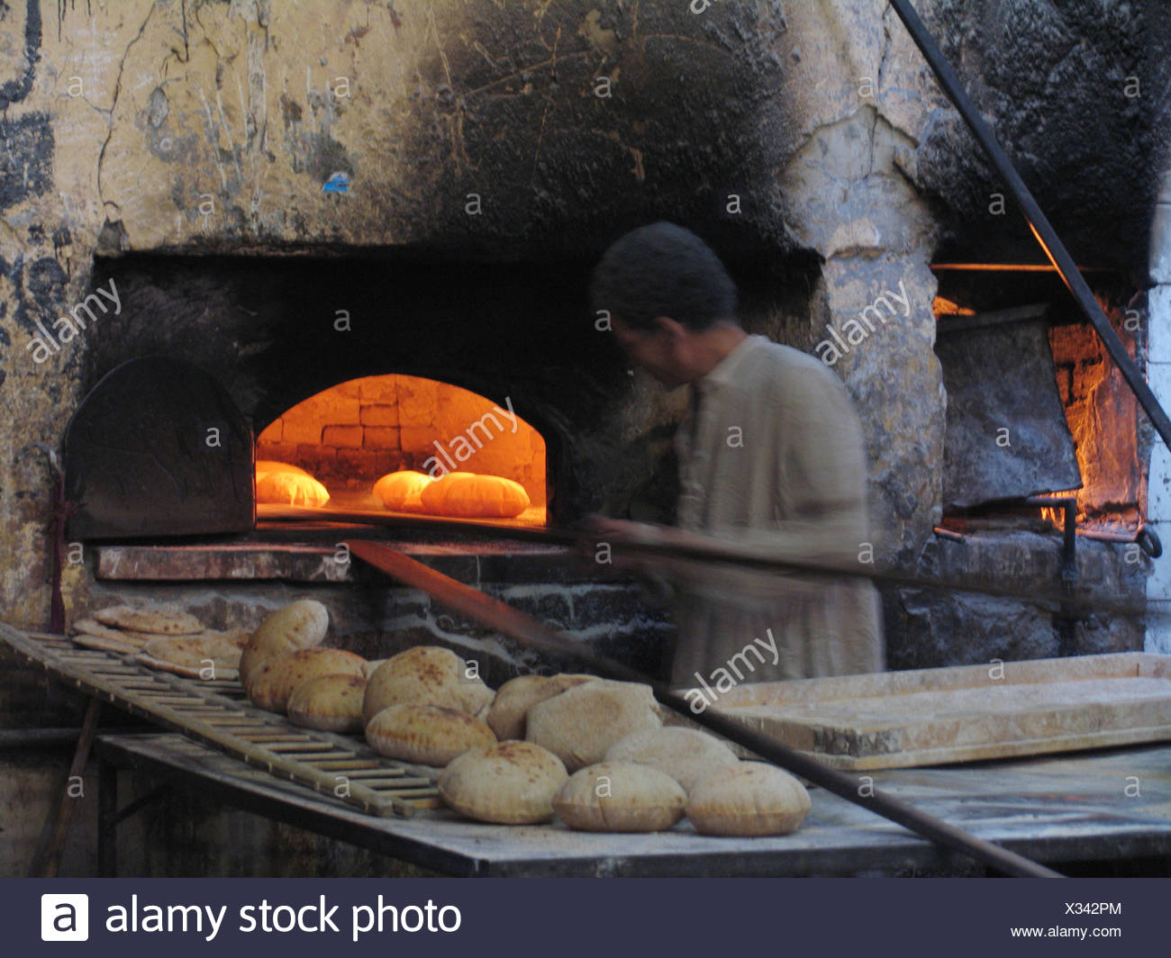 Stone Oven Breads Stock Photos & Stone Oven Breads Stock Images Alamy