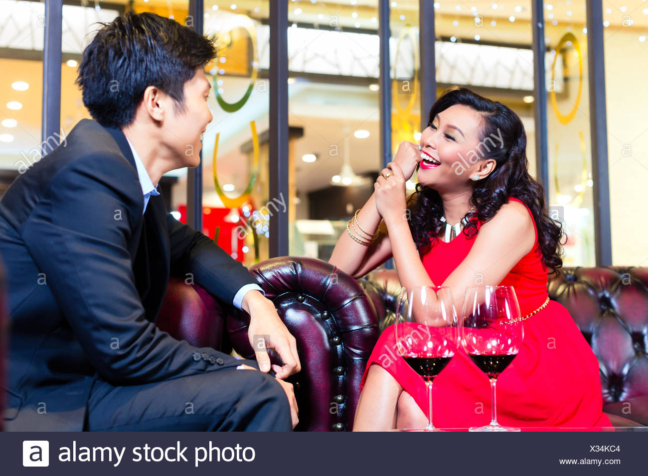 chat asian bar girls Busty corp on youjizz