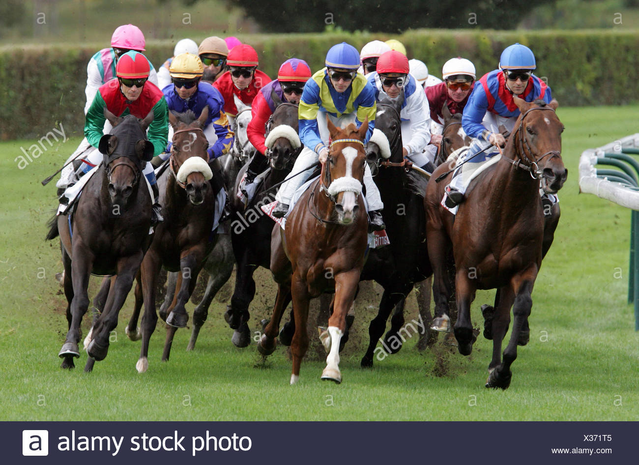 When was the first documented horse race in france right now When was the first documented horse race in france right now