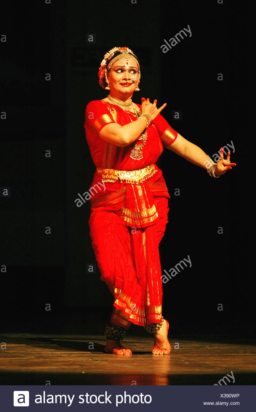Bharatanatyam Dancing High Resolution Stock Photography and Images - Alamy