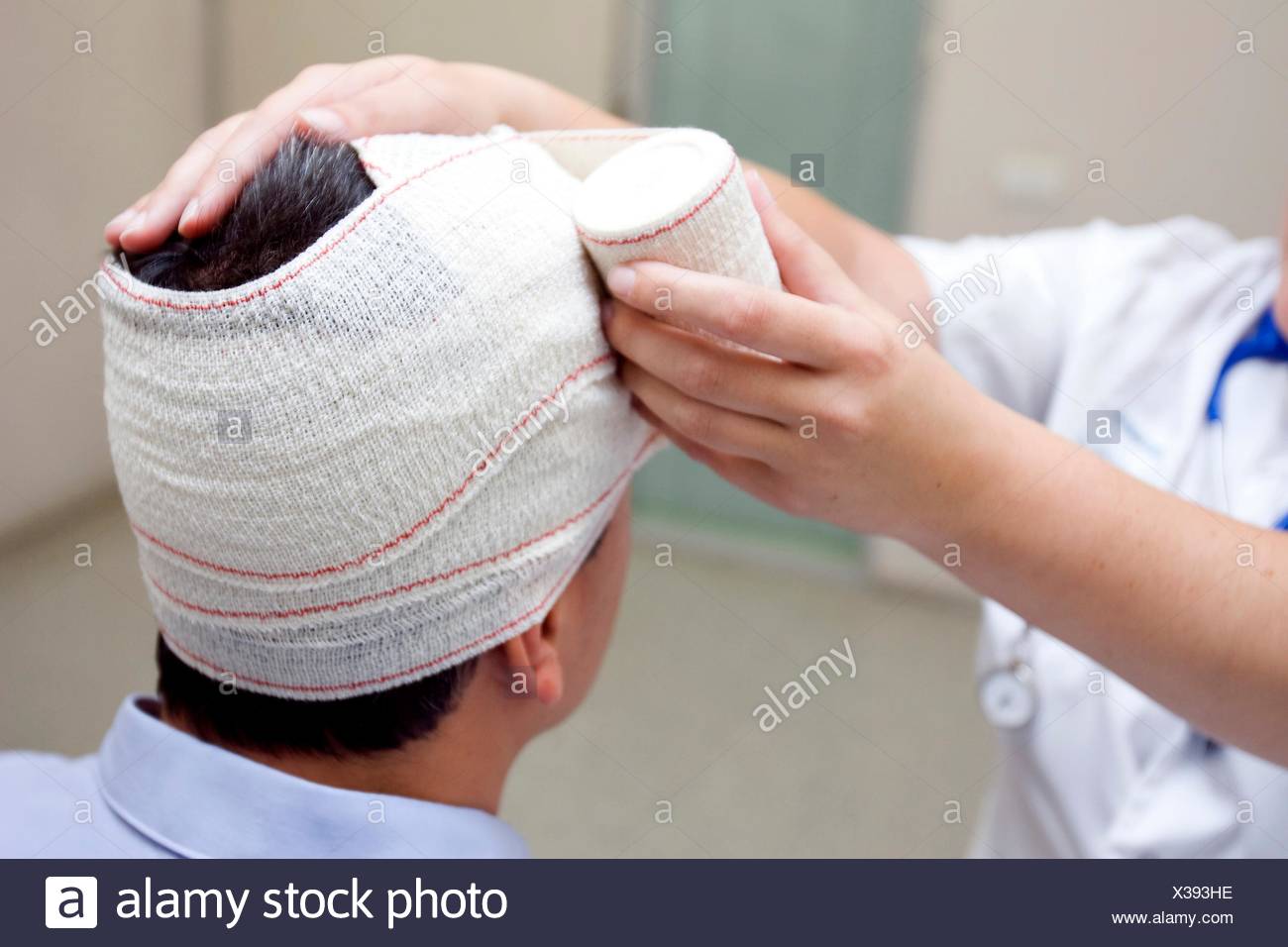 Head Bandage High Resolution Stock Photography and Images Alamy