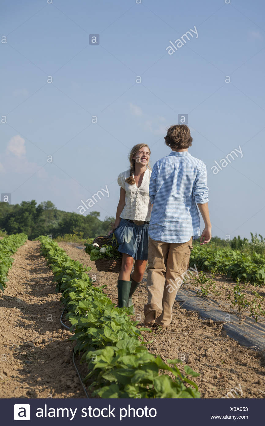 Boy Girl Couple Teens Teenager High Resolution Stock Photography and