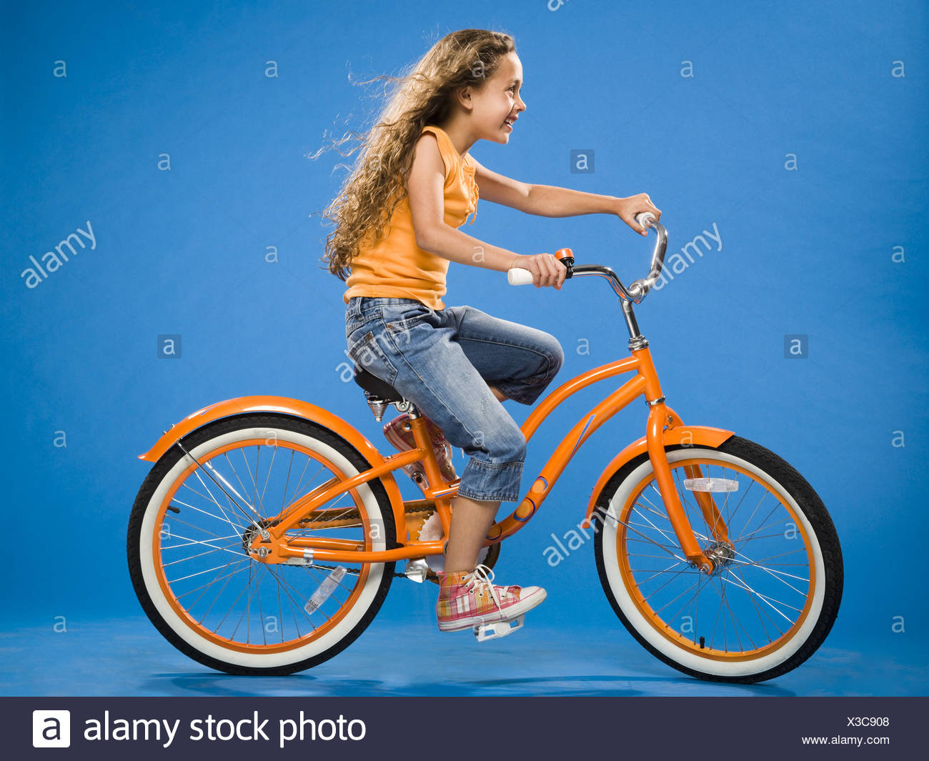 girls orange bike