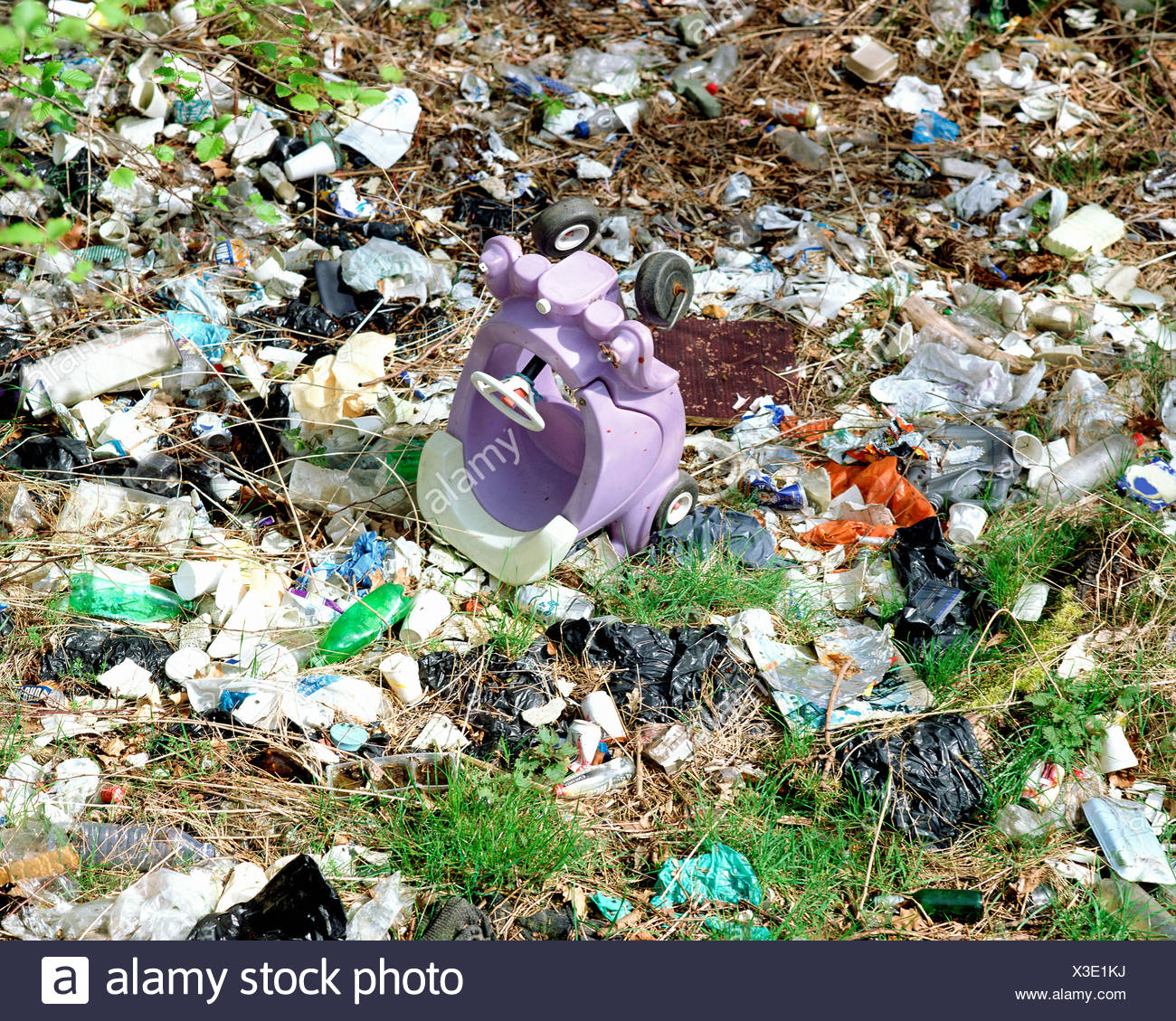 Rubbish Dump High Resolution Stock Photography and Images Alamy