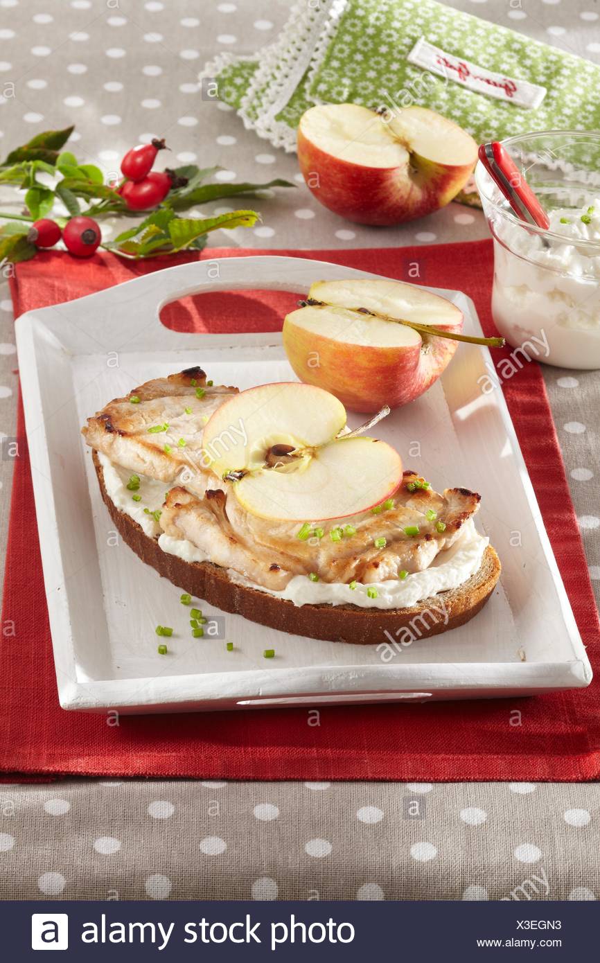 Pork and Apple Sandwiches pics Pork and Apple Sandwiches pics