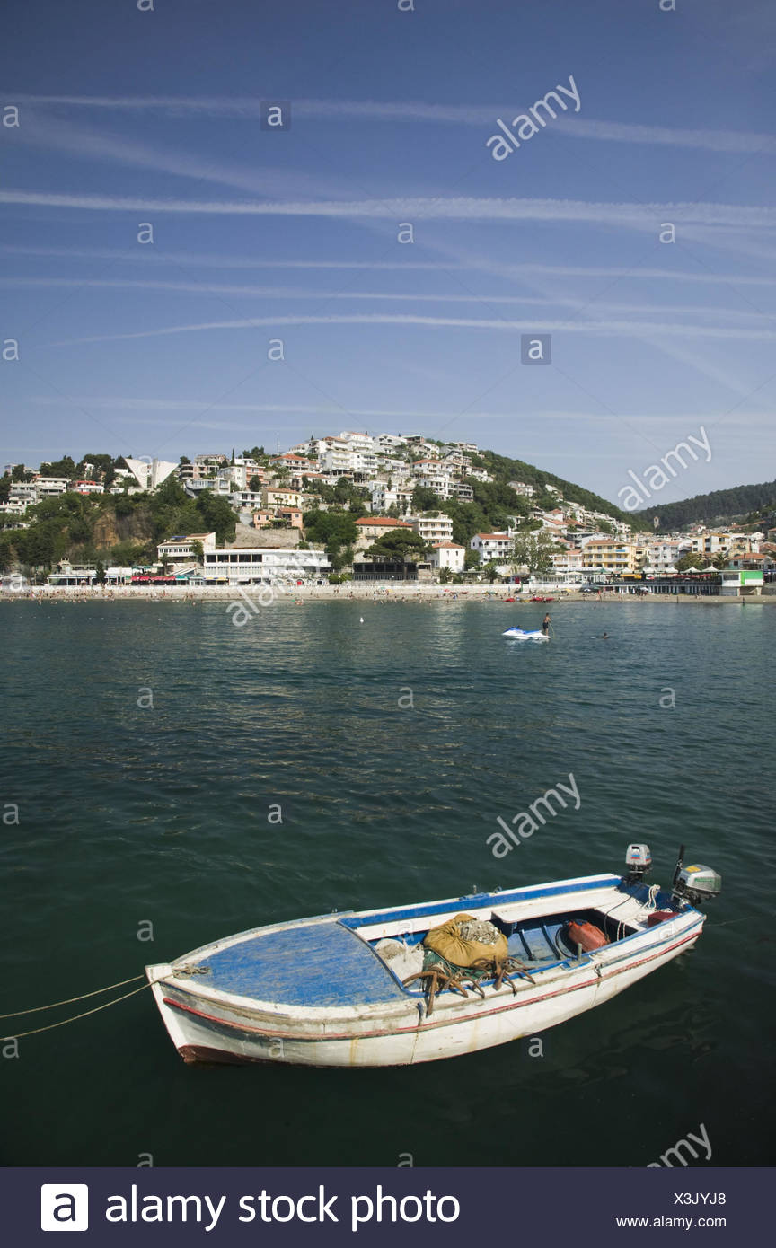 Montenegro Ulcinj Mala Plaza Strand Meer Jetski Boot Stock Photo Alamy