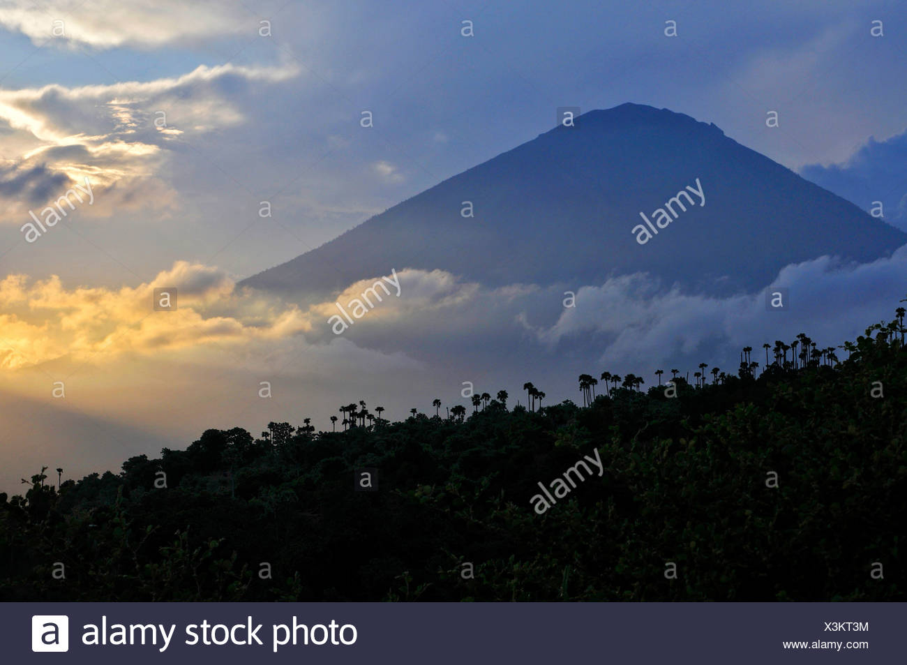 Sunset with the volcano Gunung Agung in Amed, Bali, Indonesia, Southeast Asia Stock Photo