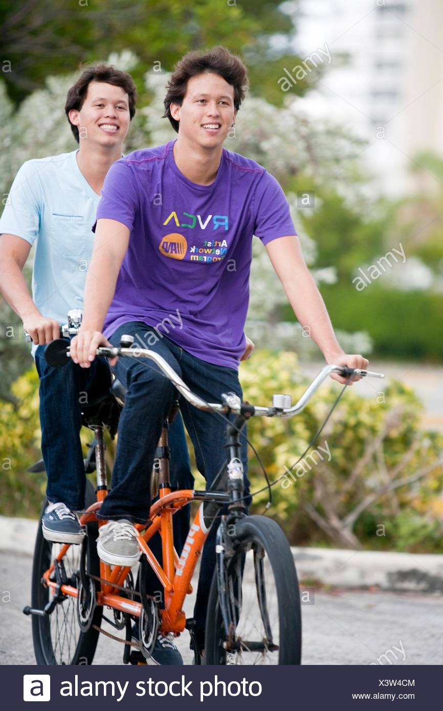 twin rider tandem bicycle