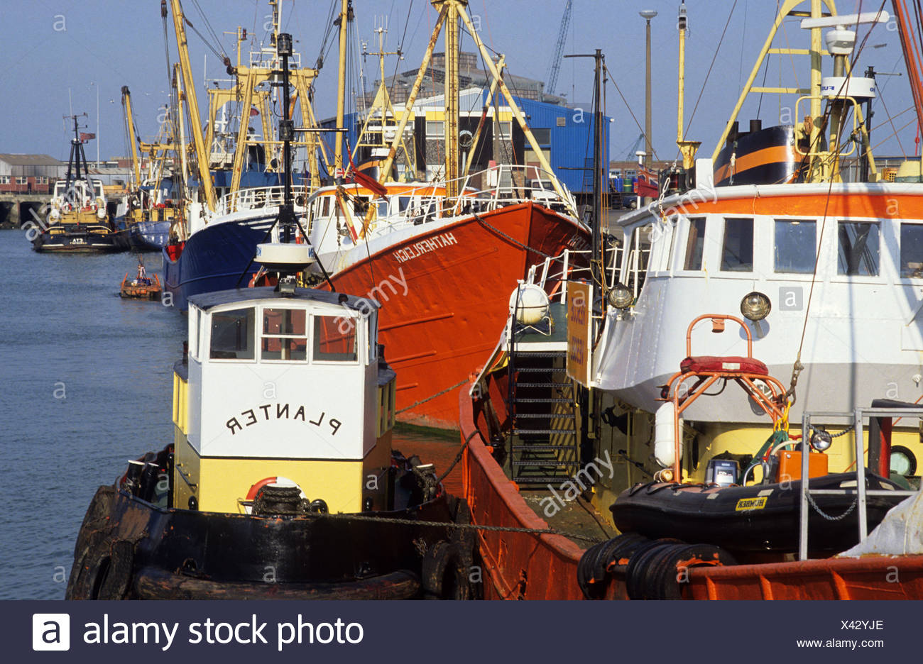 Lowestoft Harbour Fishing Port Stock Photos & Lowestoft Harbour Fishing