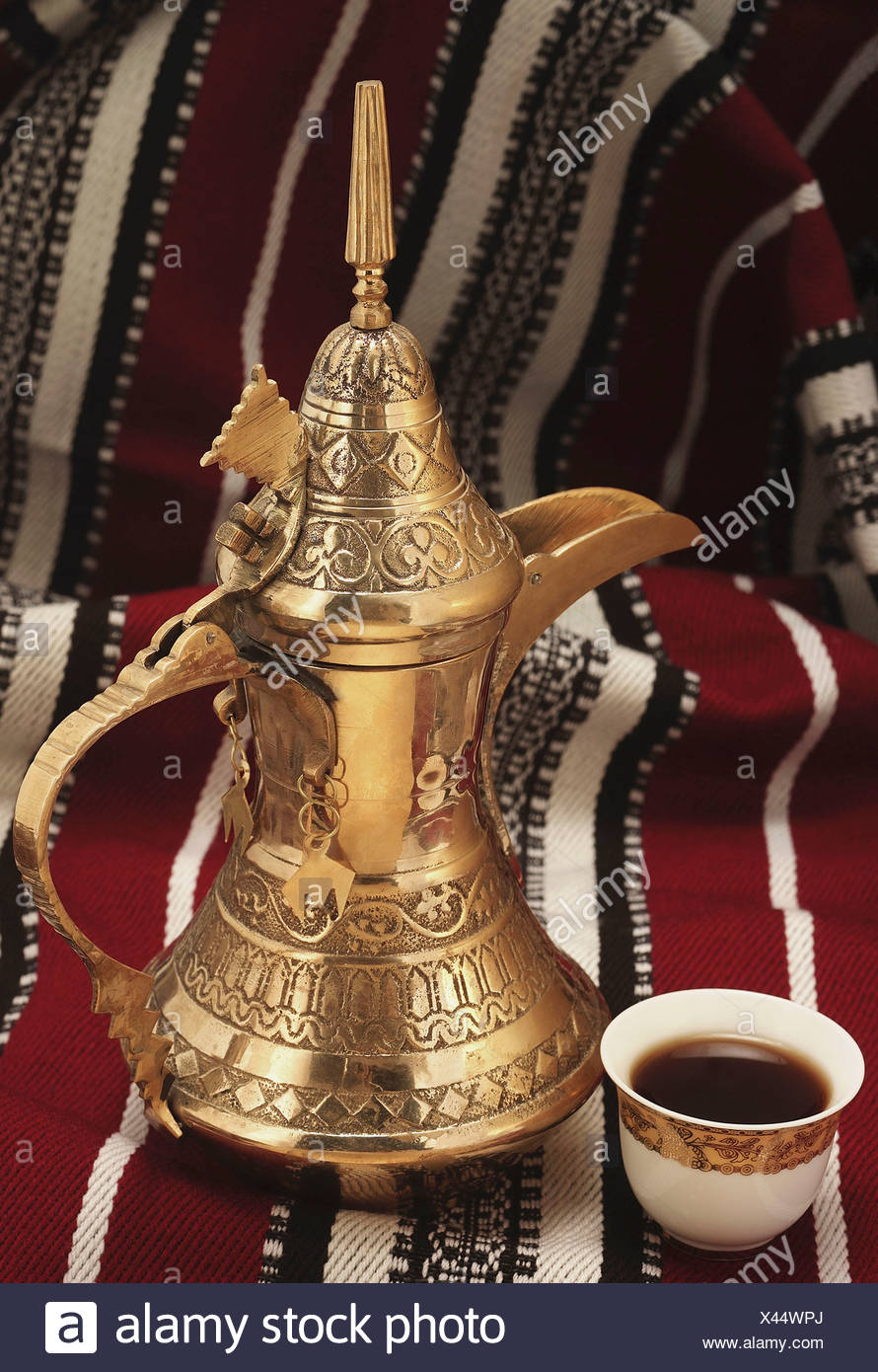 middle eastern coffee pot
