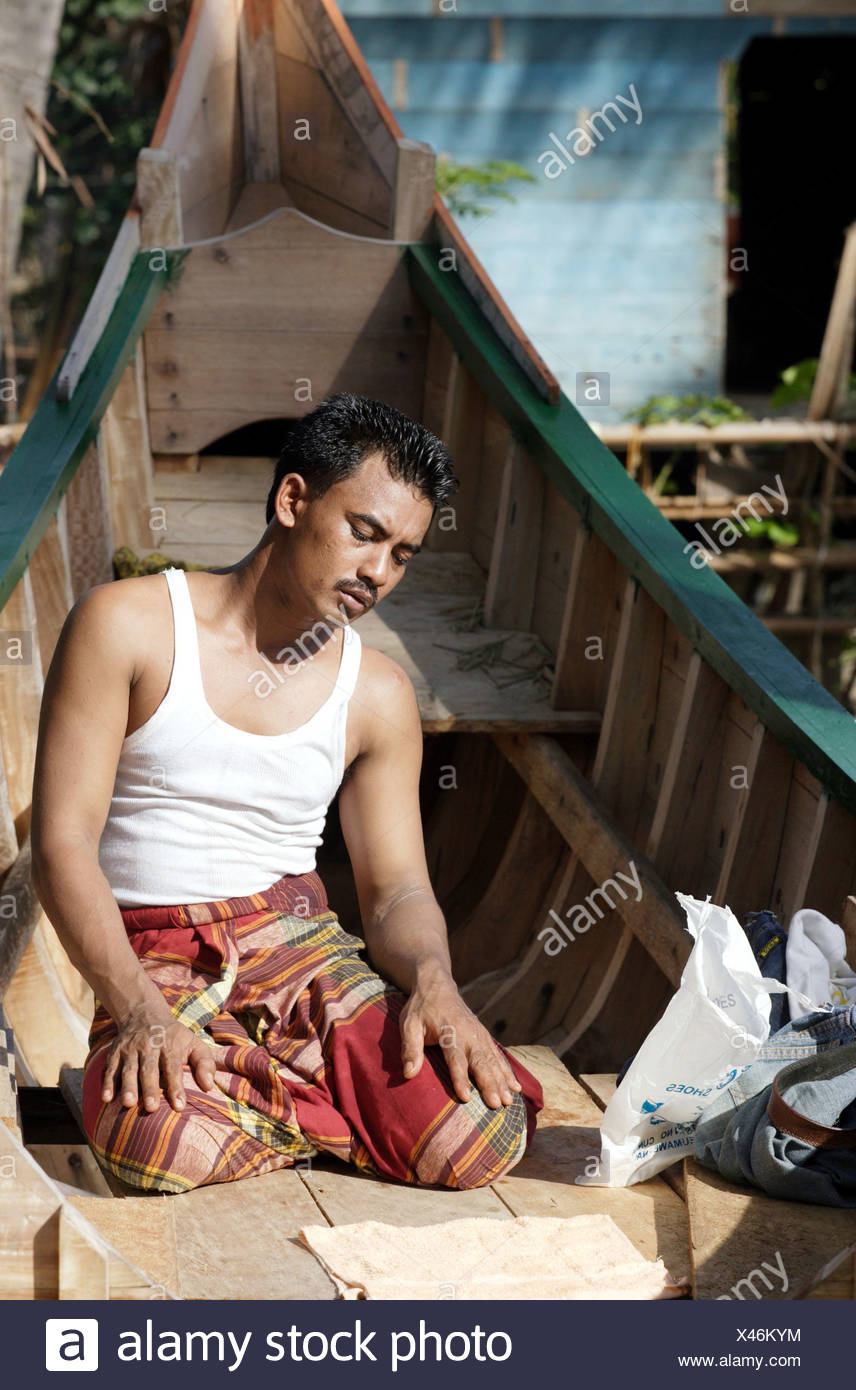 Muslim Faithful Stock Photos & Muslim Faithful Stock 