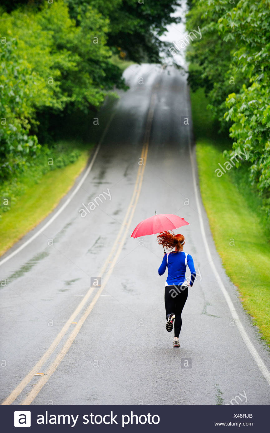 Running Rain High Resolution Stock Photography And Images Alamy Running Rain High Resolution Stock Photography And Images Alamy